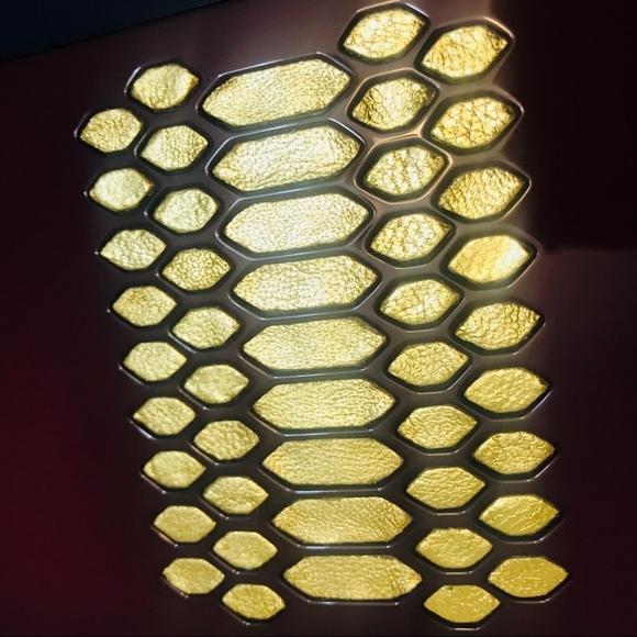 Thale Blanc Naj Leather Embellished Clutch - Picture 7 of 8